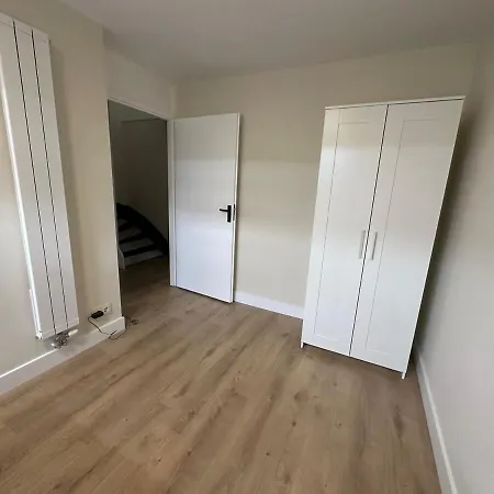 Veerman 10 In Spijk - Metro Holiday home *