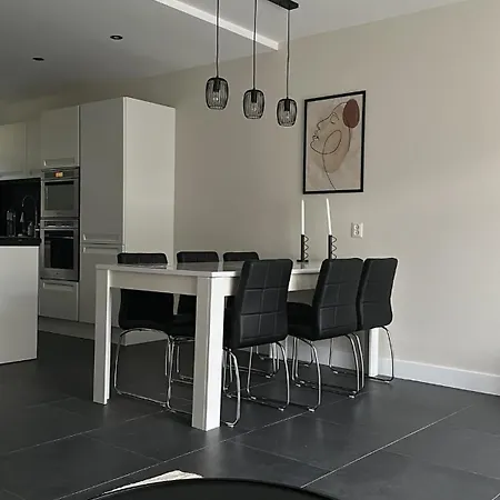 Holiday home Veerman 10 In Spijk - Metro Spijkenisse