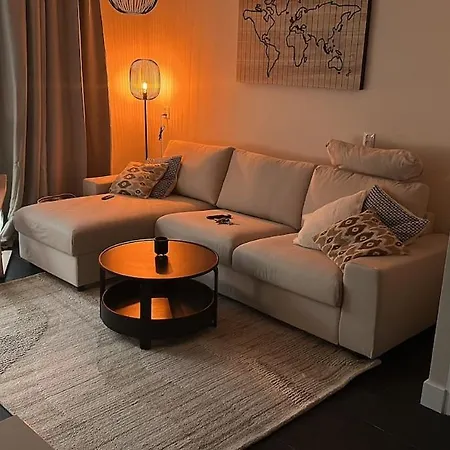 Veerman 10 In Spijk - Metro Holiday home *